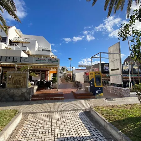 Apartament Colon Ii With Aircon, Pool Bar, Beachside - Playa De Americas