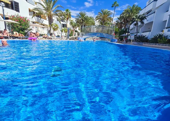 Colon Ii With Aircon, Pool Bar, Beachside - Playa De Americas Apartment