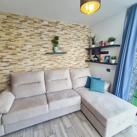 Colon Ii With Aircon, Pool Bar, Beachside - Playa De Americas *