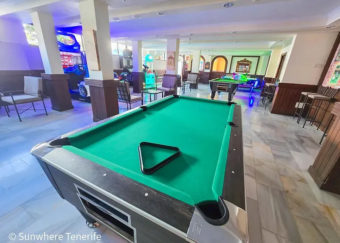 Colon Ii With Aircon, Pool Bar, Beachside - Playa De Americas * 阿罗纳