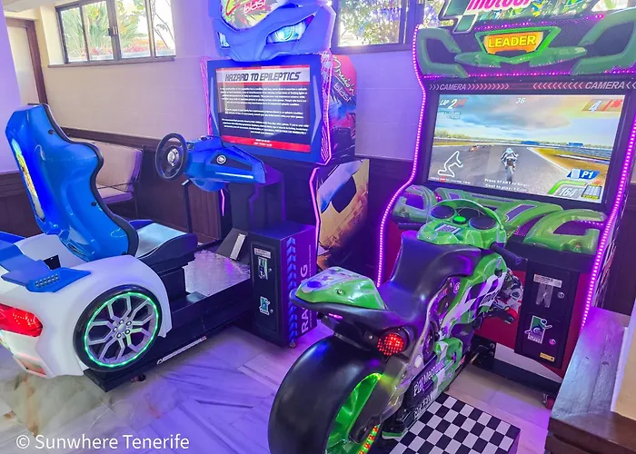 公寓 Colon Ii With Aircon, Pool Bar, Beachside - Playa De Americas *