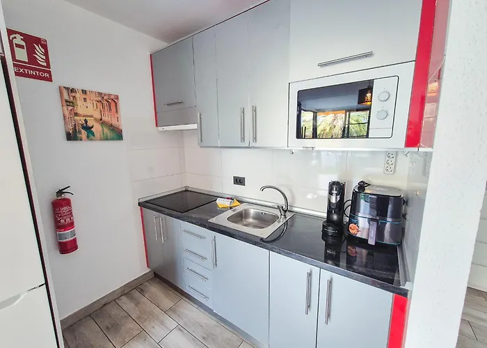 Colon Ii With Aircon, Pool Bar, Beachside - Playa De Americas Arona (Tenerife)